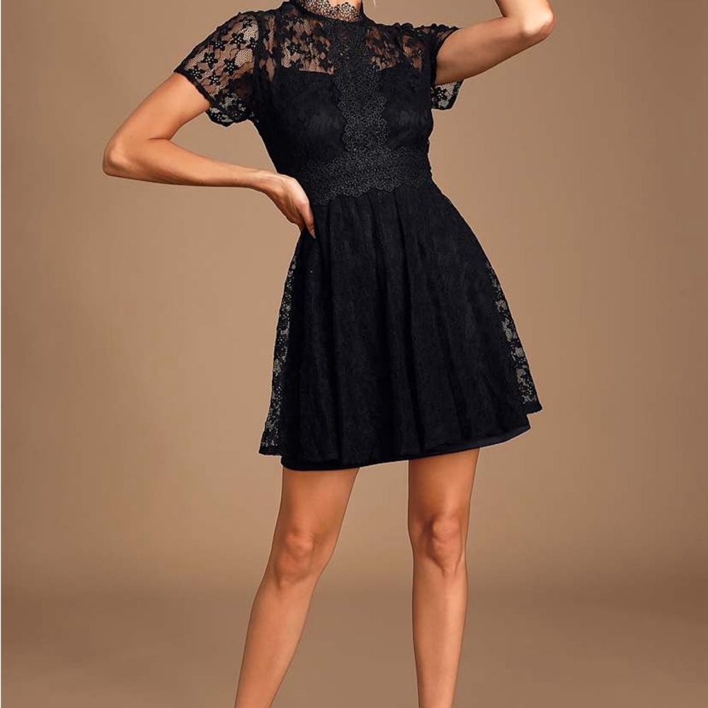 Lulu's Floral Lace Dress - Picture 2 of 7
